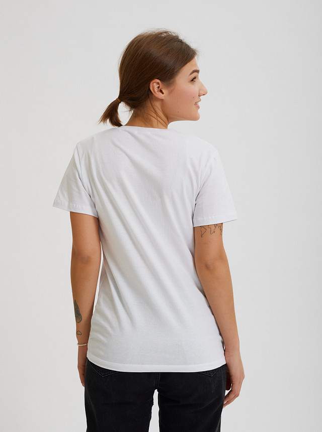 Белая базовая футболка Sevenext